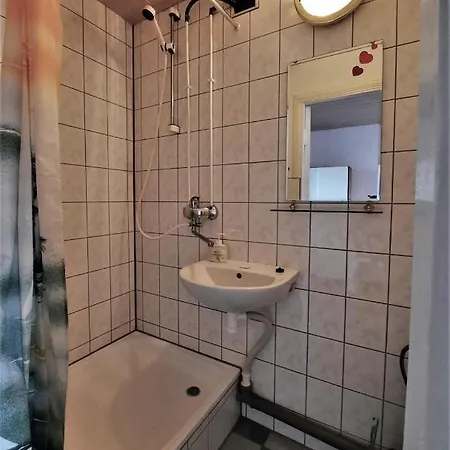 Magnushof Kuelalistemaja Konukevi *
